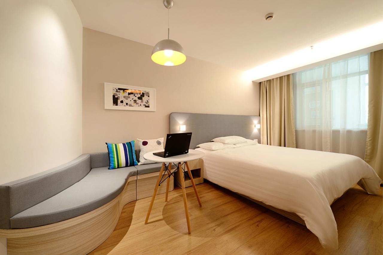 Hanting Hotel Shanghai Pudong Airport Zhuqiao Exterior foto