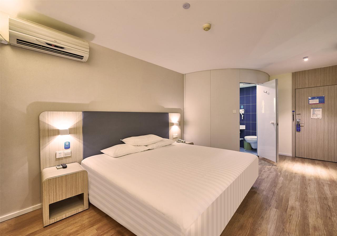 Hanting Hotel Shanghai Pudong Airport Zhuqiao Exterior foto